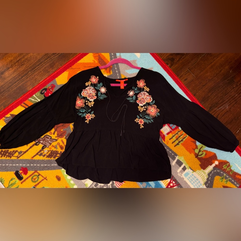 Chelsea and violet floral embroidered shirt